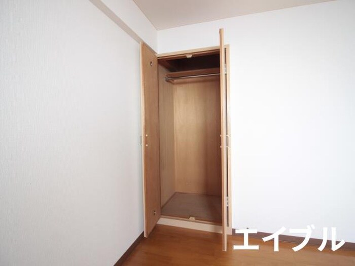 サンローレル宮内A棟の物件内観写真