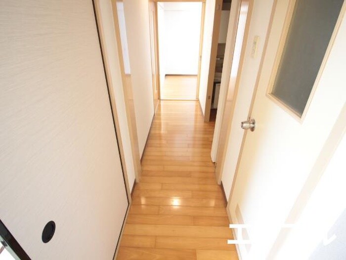 サンローレル宮内A棟の物件内観写真