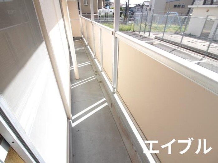 サンローレル宮内A棟の物件内観写真