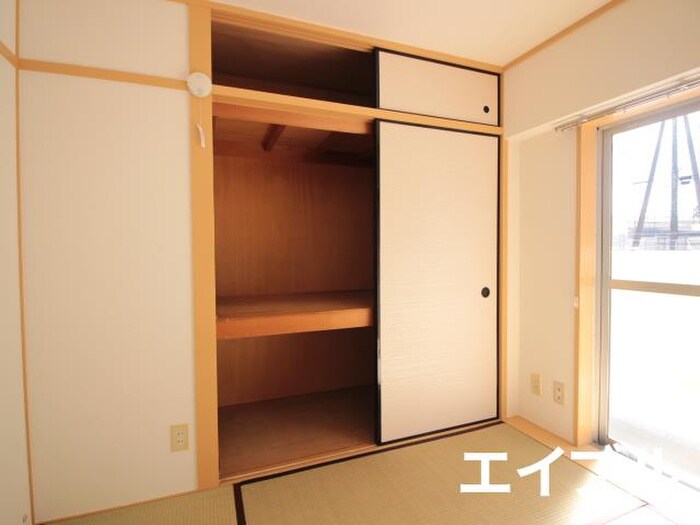 サンローレル宮内A棟の物件内観写真