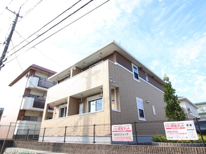 キャトル　アルモニーの物件外観写真