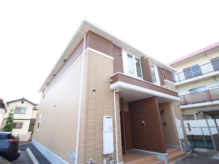 キャトル　アルモニーの物件外観写真