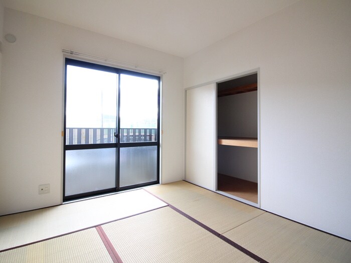 せせらファミリアの物件内観写真