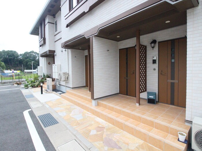 メゾン　ピエールの物件外観写真