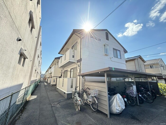 シャルム２１の物件外観写真