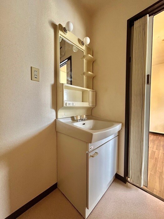 コーポ関本 B棟の物件内観写真