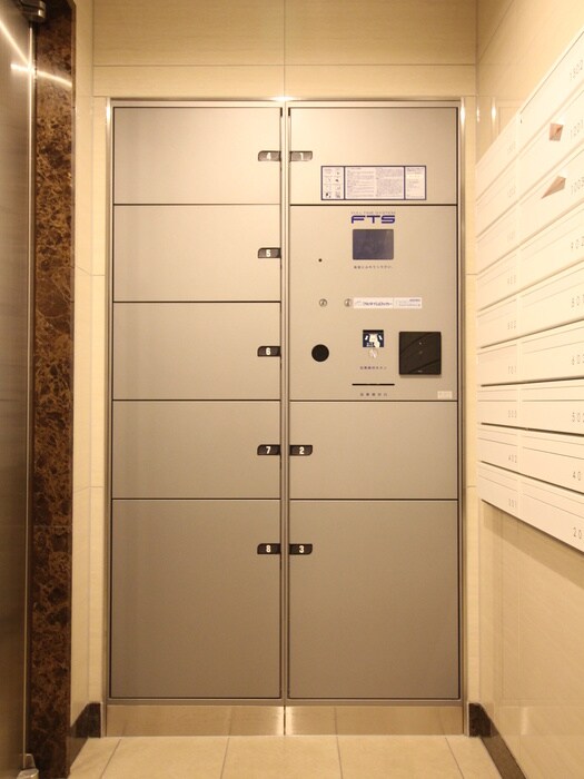 ラルウェンディ縮景園前イーストの物件外観写真