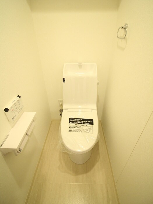 ラルウェンディ縮景園前イーストの物件内観写真