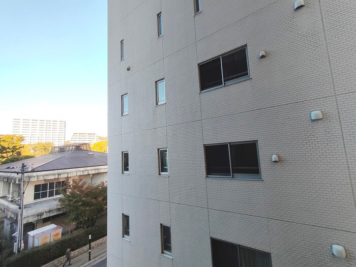 ラルウェンディ縮景園前イーストの物件内観写真