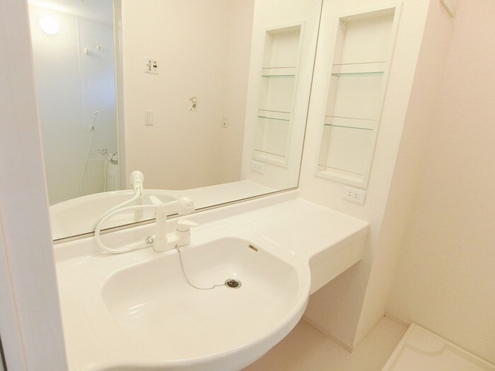 ア－クＴＯＭＩ　Ｃ棟の物件内観写真