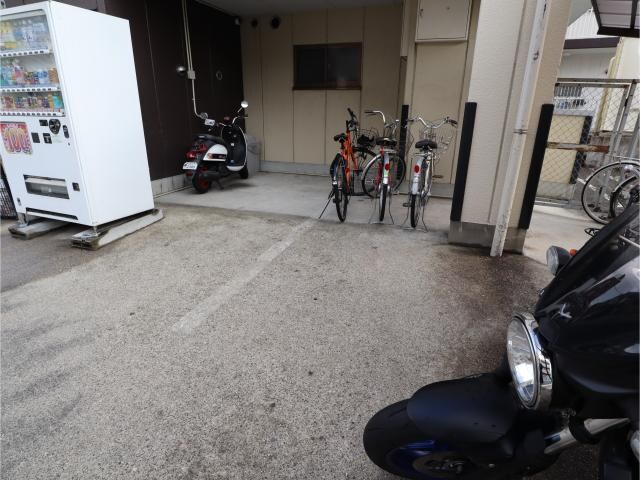 さわらびマンションの物件外観写真