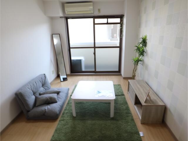 さわらびマンションの物件内観写真