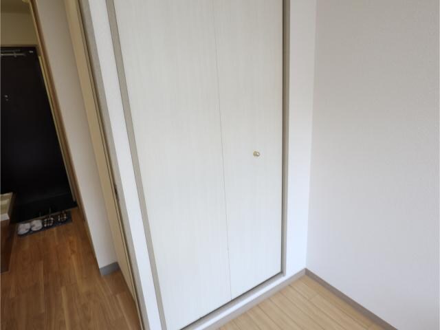 さわらびマンションの物件内観写真