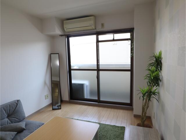 さわらびマンションの物件内観写真