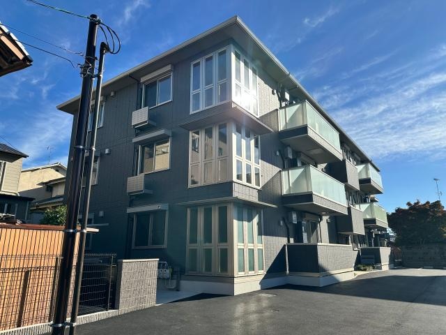 ルーセント伏見稲荷の物件外観写真