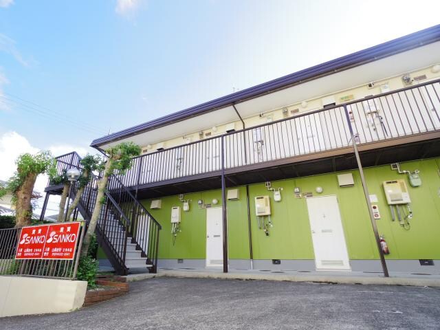 三郷駅 徒歩6分の物件外観写真