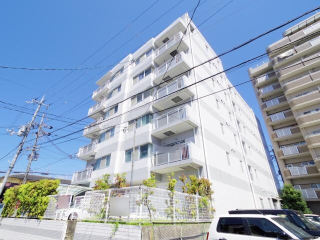 奈良県北葛城郡王寺町久度３丁目の物件外観写真