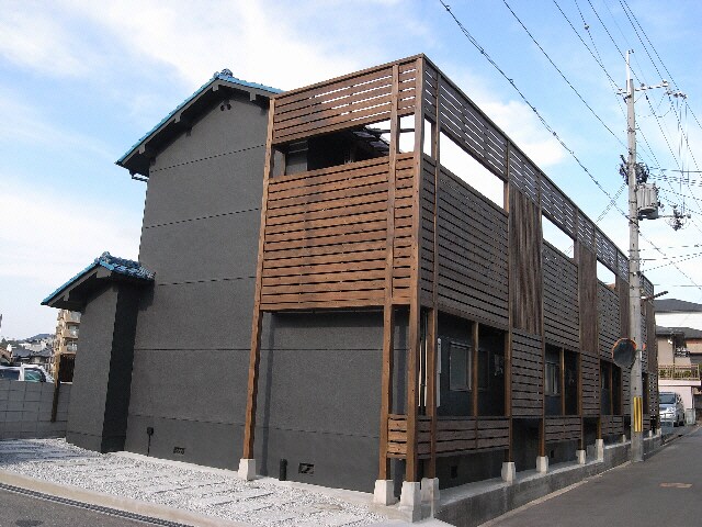 奈良県北葛城郡王寺町王寺１丁目の物件外観写真