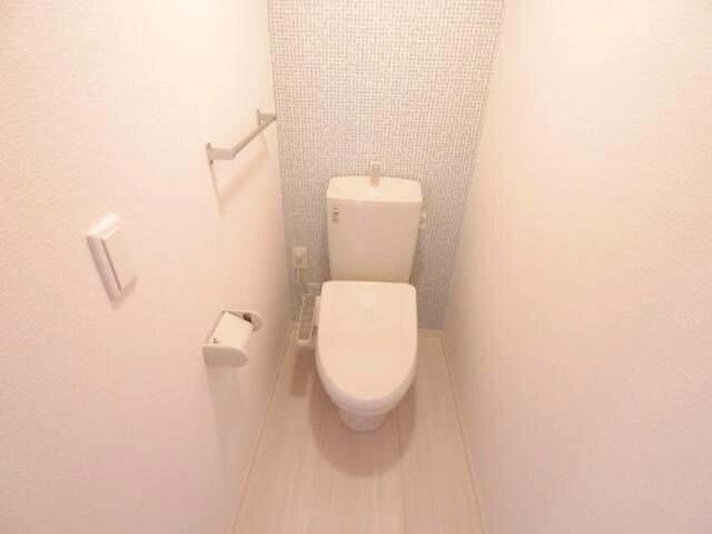 大輪田駅 徒歩1分 2階の物件内観写真