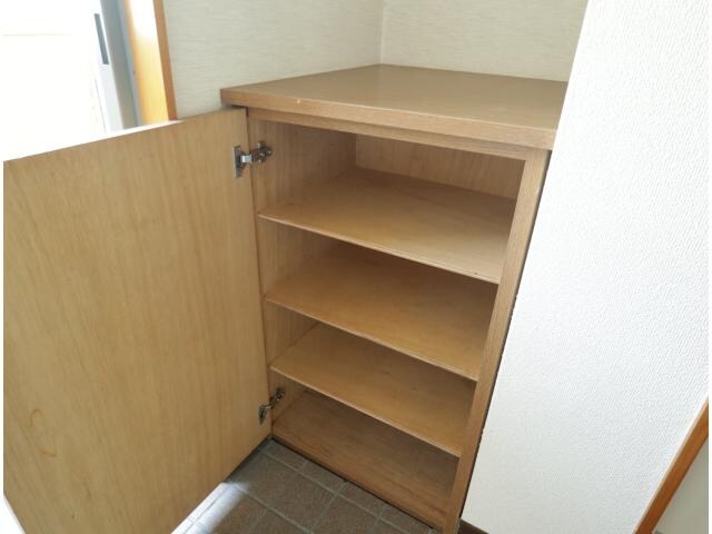 富雄駅 徒歩8分 2階の物件内観写真