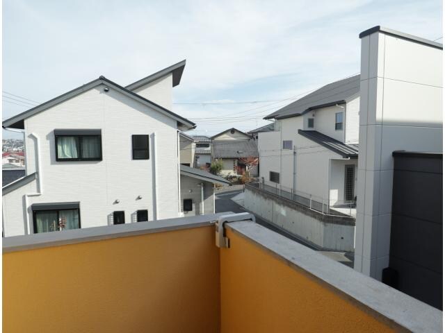 富雄駅 徒歩8分 2階の物件内観写真