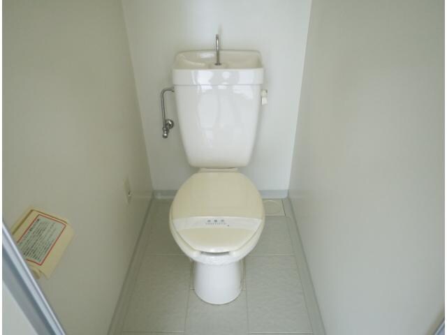 富雄駅 徒歩8分 2階の物件内観写真