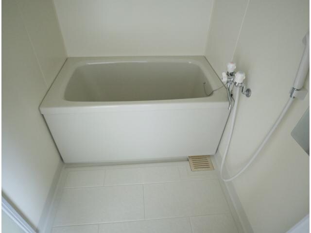 富雄駅 徒歩8分 2階の物件内観写真