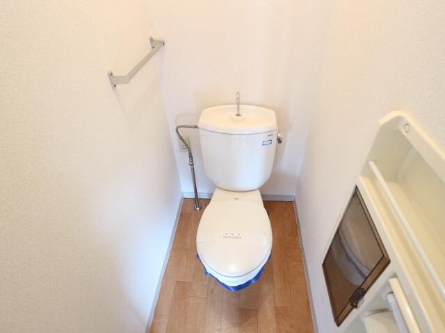 学園前駅 バス12分  西登美ヶ丘五丁目下車：停歩4分 2階の物件内観写真