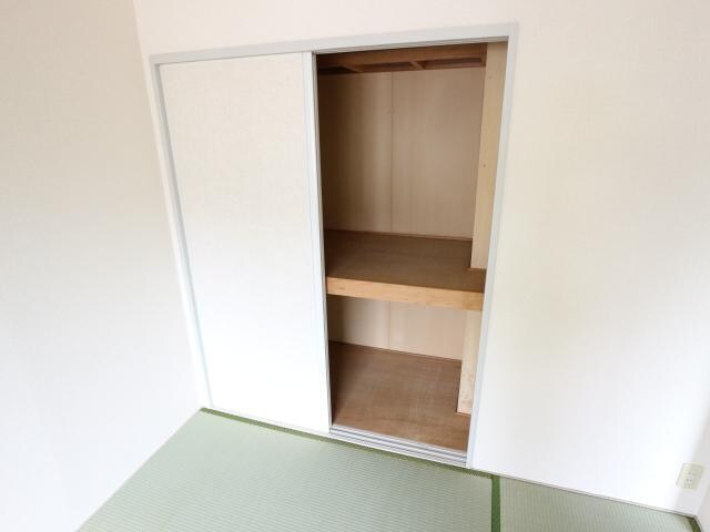 学園前駅 バス12分  西登美ヶ丘五丁目下車：停歩4分 2階の物件内観写真