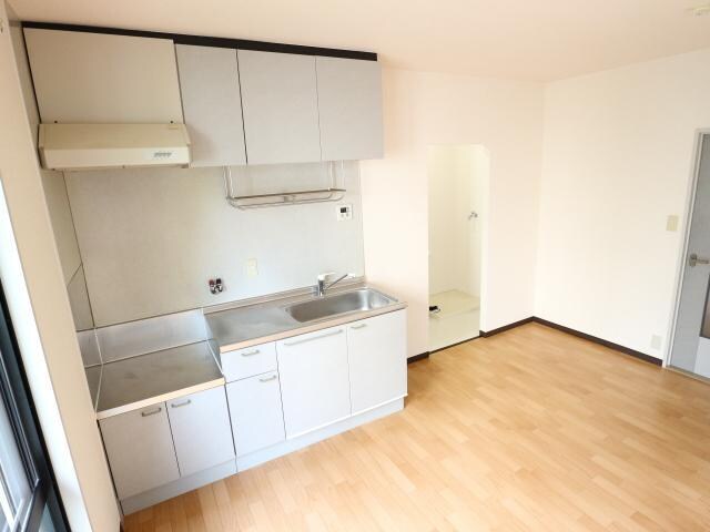 学園前駅 バス12分  西登美ヶ丘五丁目下車：停歩4分 2階の物件内観写真