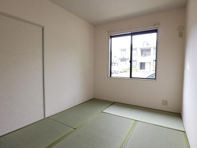 学園前駅 バス12分  西登美ヶ丘五丁目下車：停歩4分 2階の物件内観写真