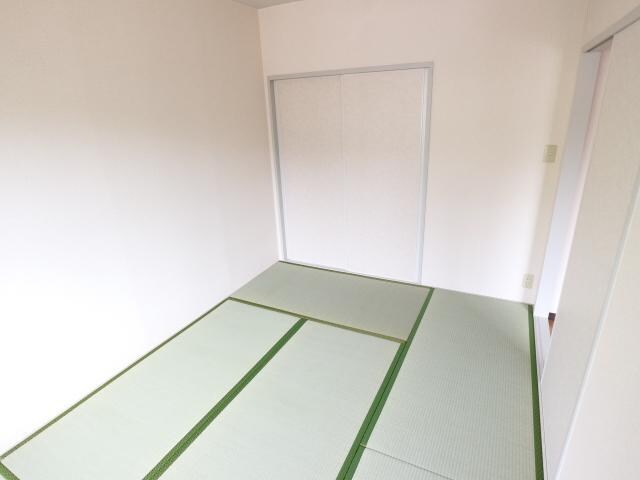 学園前駅 バス12分  西登美ヶ丘五丁目下車：停歩4分 2階の物件内観写真