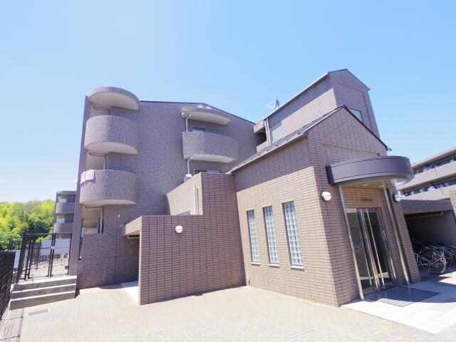奈良県奈良市松陽台４丁目の物件外観写真