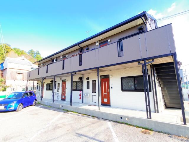 奈良県奈良市三碓３丁目の物件外観写真