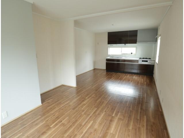 奈良県奈良市千代ヶ丘1丁目テラスハウス 1-2階の物件内観写真