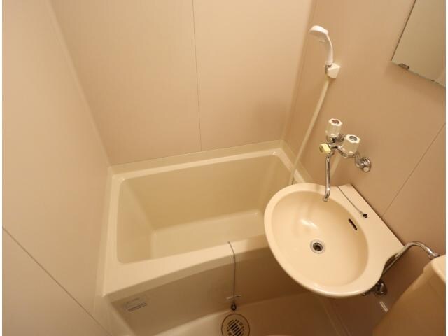 富雄駅 徒歩9分 2階の物件内観写真