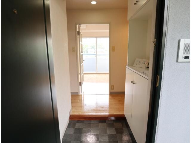 富雄駅 徒歩9分 2階の物件内観写真