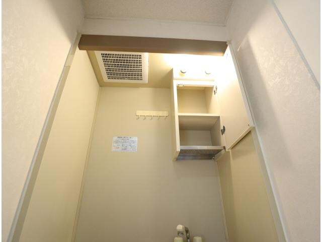 富雄駅 徒歩9分 2階の物件内観写真