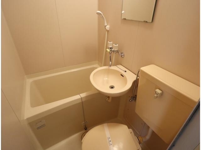 富雄駅 徒歩9分 2階の物件内観写真