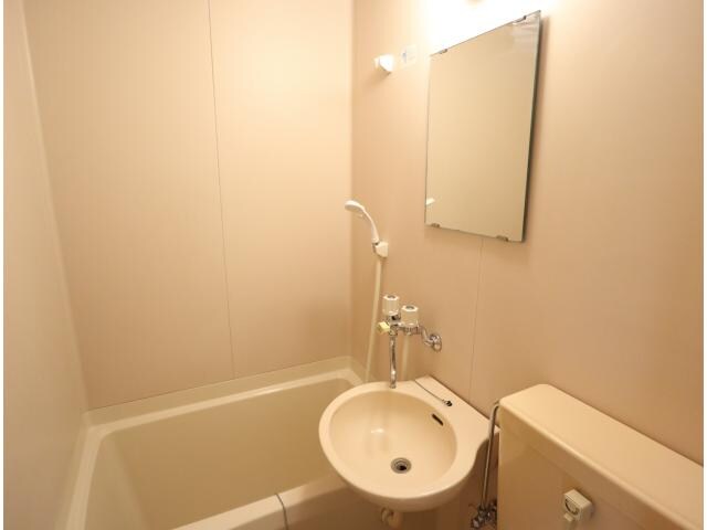 富雄駅 徒歩9分 2階の物件内観写真