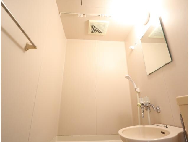 富雄駅 徒歩9分 2階の物件内観写真