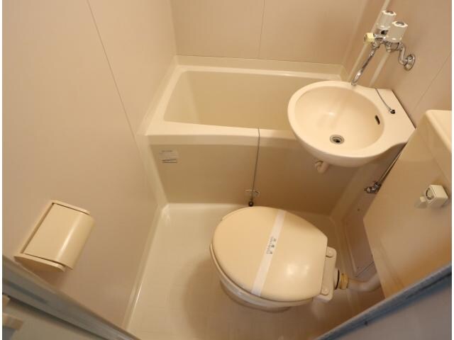 富雄駅 徒歩9分 2階の物件内観写真