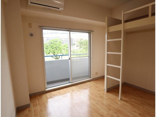 富雄駅 徒歩9分 2階の物件内観写真