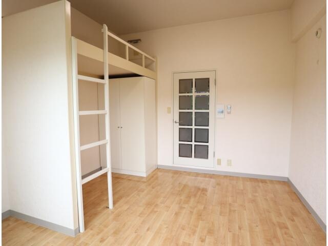 富雄駅 徒歩9分 2階の物件内観写真