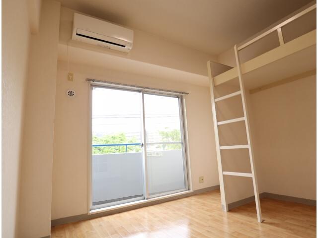 富雄駅 徒歩9分 2階の物件内観写真