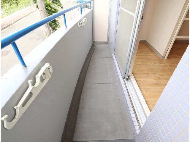 富雄駅 徒歩9分 2階の物件内観写真