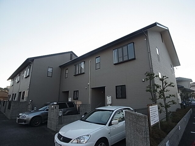 奈良県奈良市三碓６丁目の物件外観写真