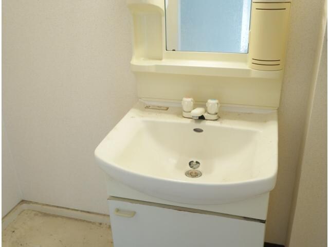 学園前駅 バス12分  西登美ヶ丘5丁目下車：停歩5分 1階の物件内観写真