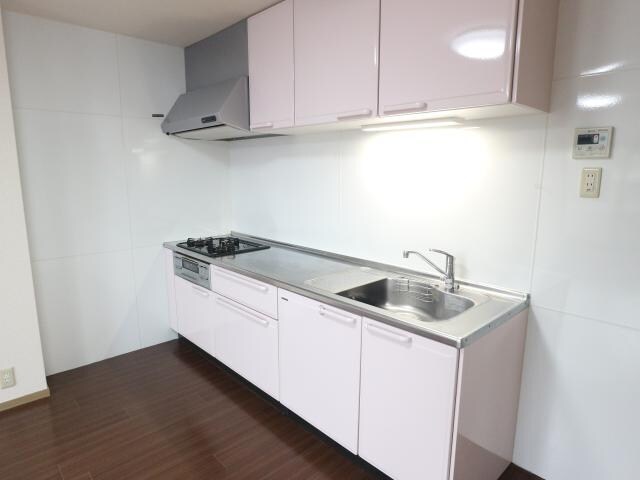 学園前駅 バス12分  松陽台2丁目下車：停歩5分 3階の物件内観写真