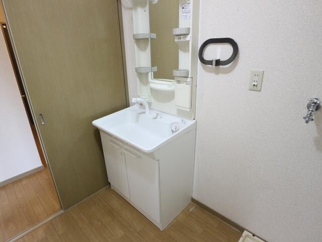 学園前駅 バス12分  松陽台2丁目下車：停歩5分 3階の物件内観写真